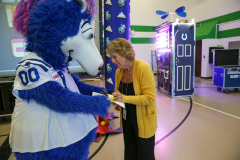 Mary-Frank-Indianapolis-Colts-Mascot-Blue-Visits-9-18-25-333
